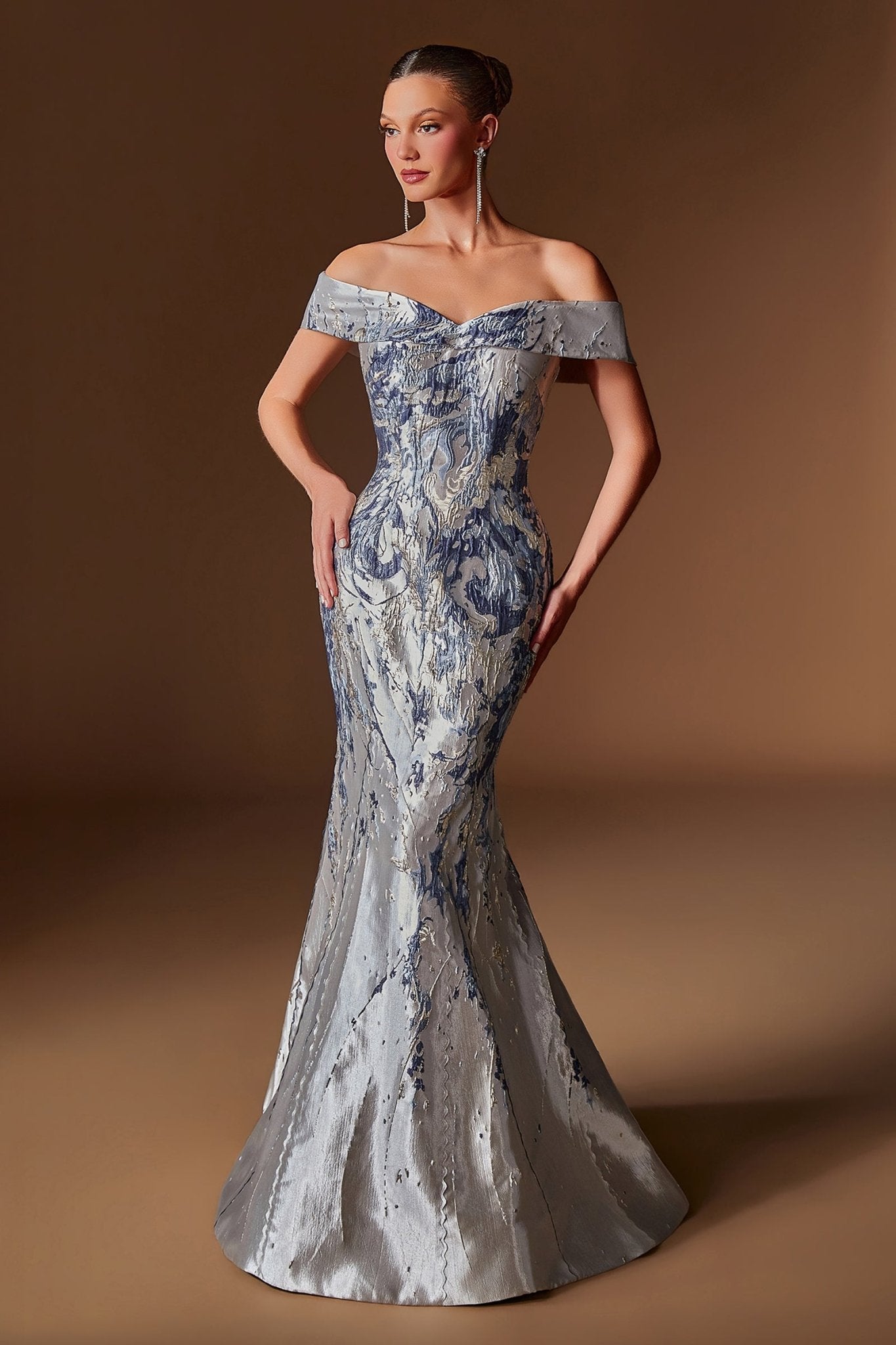Mermaid Gown in Green, view 2